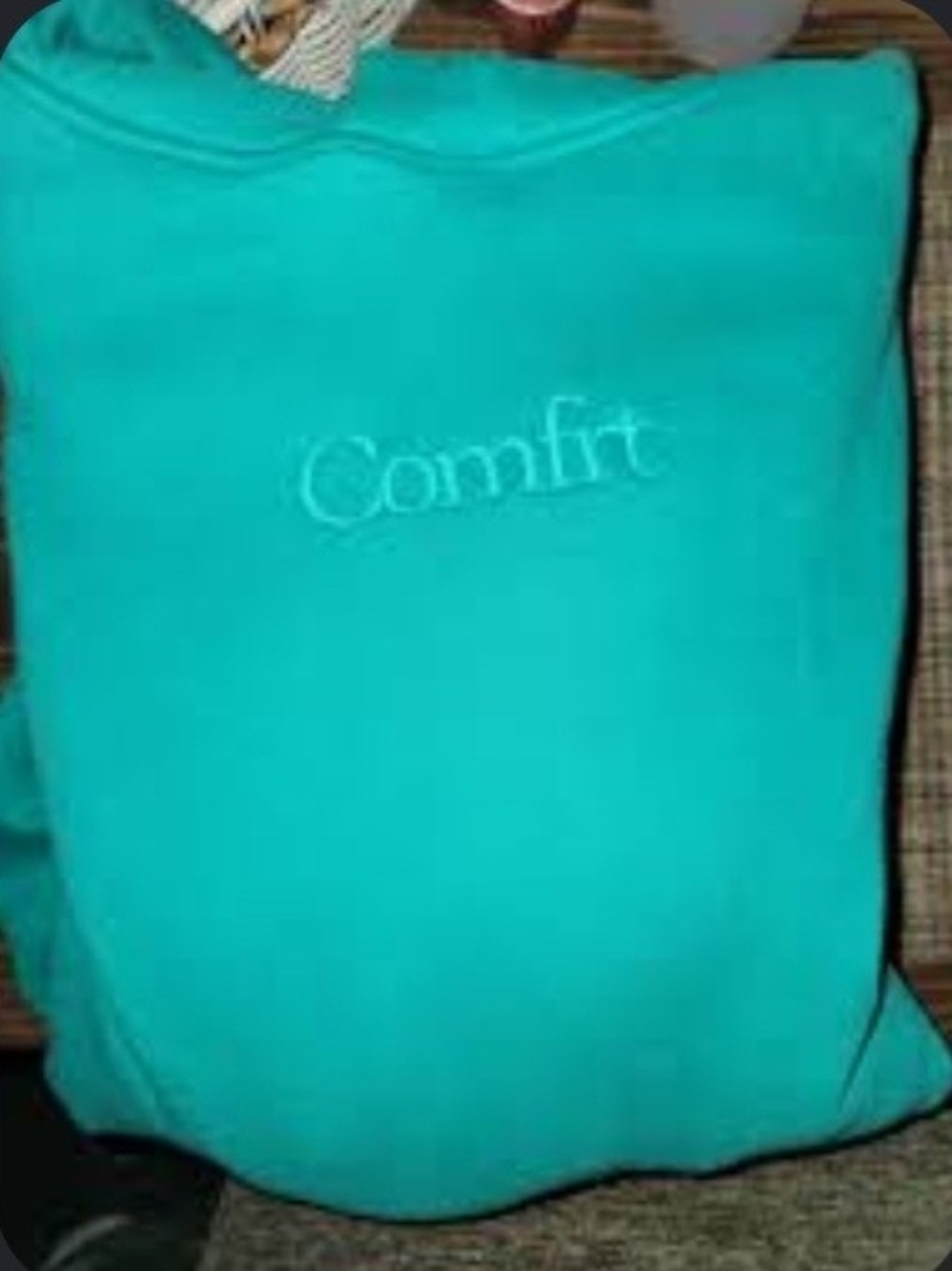 New With Bag Comfort Signature Aqua Women’s Hoodie